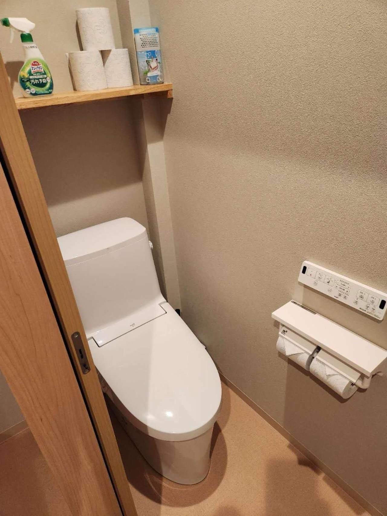 Tamatsukan 玉津館, Kansai Airport 關西空港 57 Mins, Namba 6 Mins, Nihonbashi 4 Mins, Universal Studio 37 Mins, Nara 30 Mins, Walk Jr Tsuruhashi 7 Mins, Early Check In Osaca Exterior foto